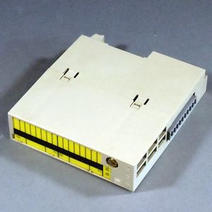 6FC5111-0CA01-0AA0 SINUMERIK 840 16DI 24V
